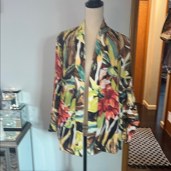 Chico’s NWOT Size 3 Tropical-Print Tulip-Sleeve Kimono Colorful Floral Blazer - Picture 6 of 13